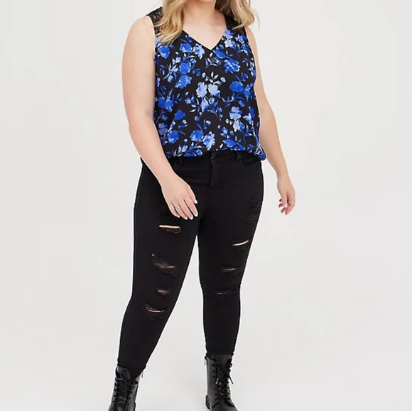 Torrid Black Floral Lace Georgette Tank - Picture 5 of 8